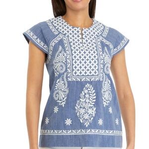 NWT Philosophy Embroidered Blue and White split neck Top Large